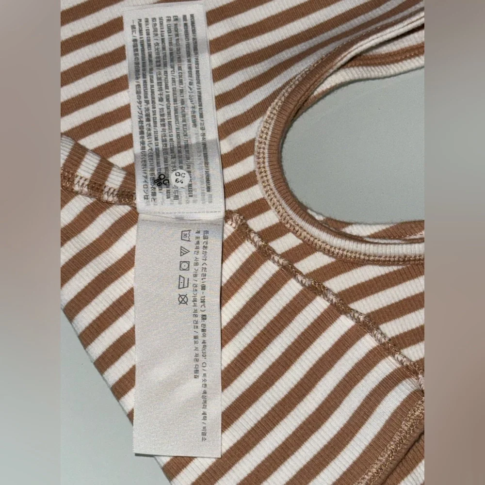 🛍️SALE🛍️Abercrombie & Fitch Women’s Rib Sleeveless Striped Bodysuit with Cutouts - Picture 7 of 7